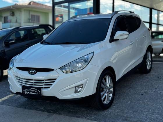 HYUNDAI IX35 2.0 MPI 4X2 16V FLEX 4P AUTOMÁTICO HYUNDAI IX35 2.0 MPI 4X2 16V FLEX 4P AUTOMÁTICO